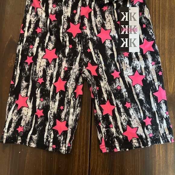 Multiple shorts read description please - Picture 3 of 6